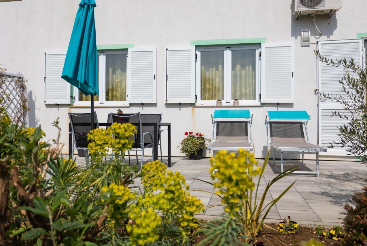 Apartment Magic Garden Baska  Ngoại thất bức ảnh